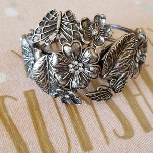 Vintage look bracelet